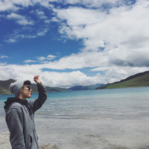 穿瑜伽裤被c出白浆国产
